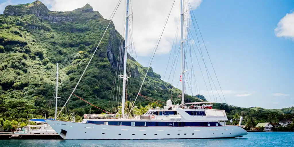 360 VR Yacht Tours – Vivestia VR Productions