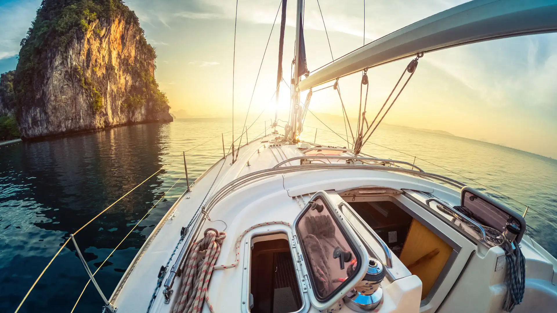 Matterport yachts – Step aboard without setting foot-3D VR Tour Vivestia Productions