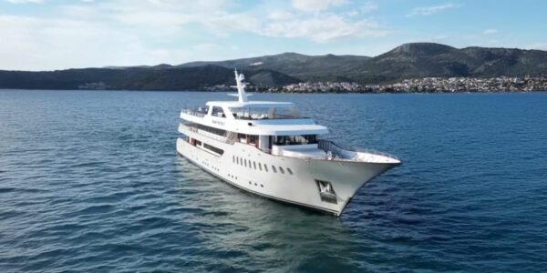 Ψηφιακή προβολή γιοτ με VR tour: Vivestia Productions: Το μέλλον του yachting-3D VR Tour Ψηφιακή προβολή γιοτ με VR tour: Vivestia Productions: Το μέλλον του yachting-3D VR Tour