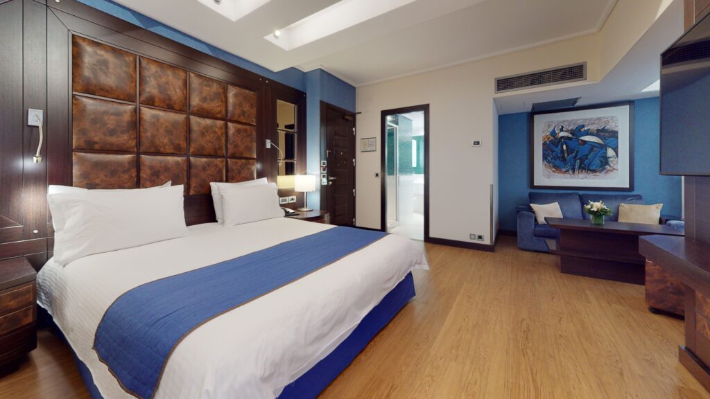 Crowne Plaza Athens-3D Virtual Tour Vivestia Productions