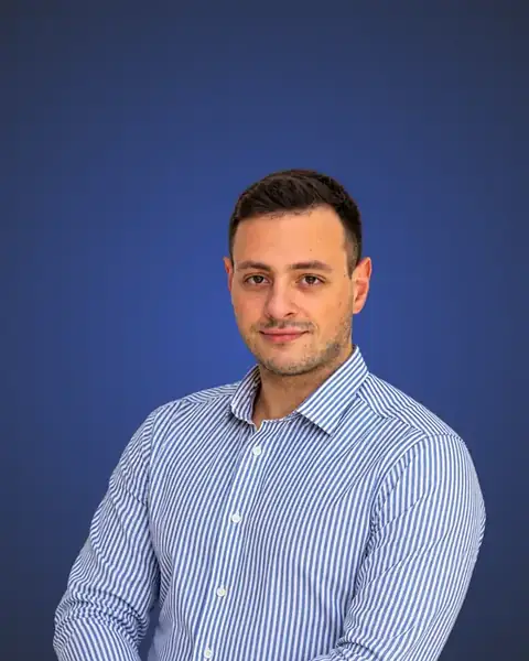 Christos Varsamis, Υπεύθυνος Δημοσίων Σχέσεων της Vivestia