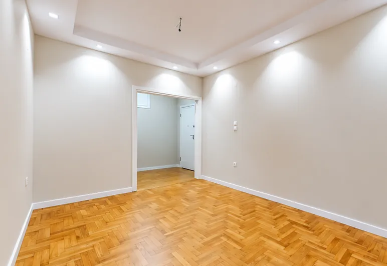 Empty living room inside a 3D Virtual Tour before Virtual Staging